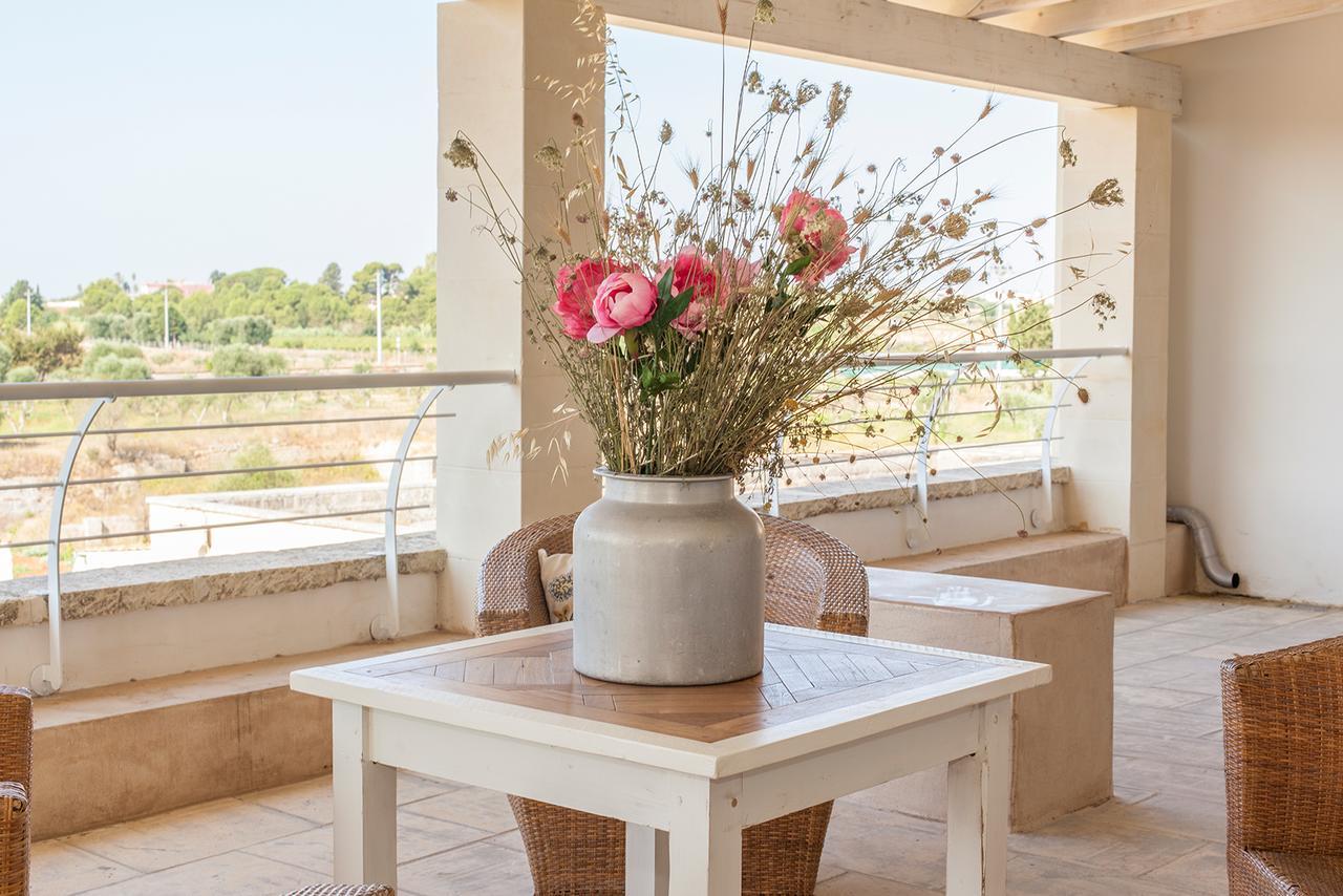 Agriturismo Li Calizzi Arte E Natura 노볼리 외부 사진