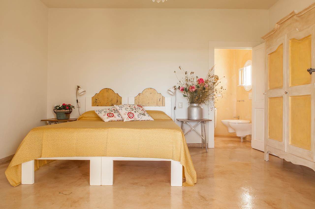 Agriturismo Li Calizzi Arte E Natura 노볼리 외부 사진